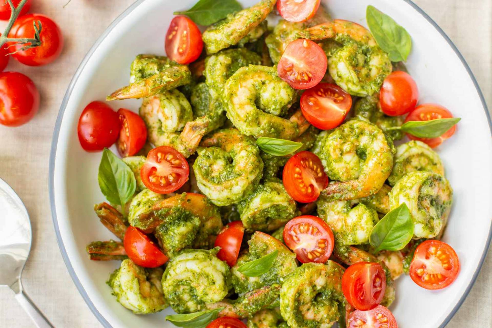 Pesto Shrimp Bowl